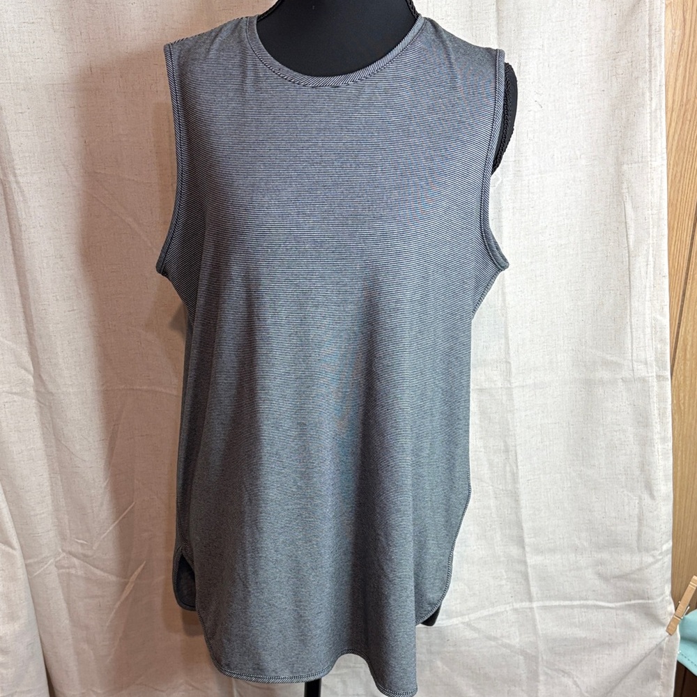 Lands' End Charcoal Muscle Tee
